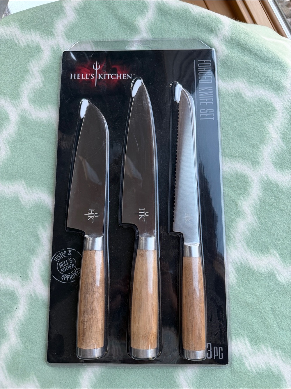 NEW Hell’s Kitchen 3 pc Forged Knife Set with Wood handles